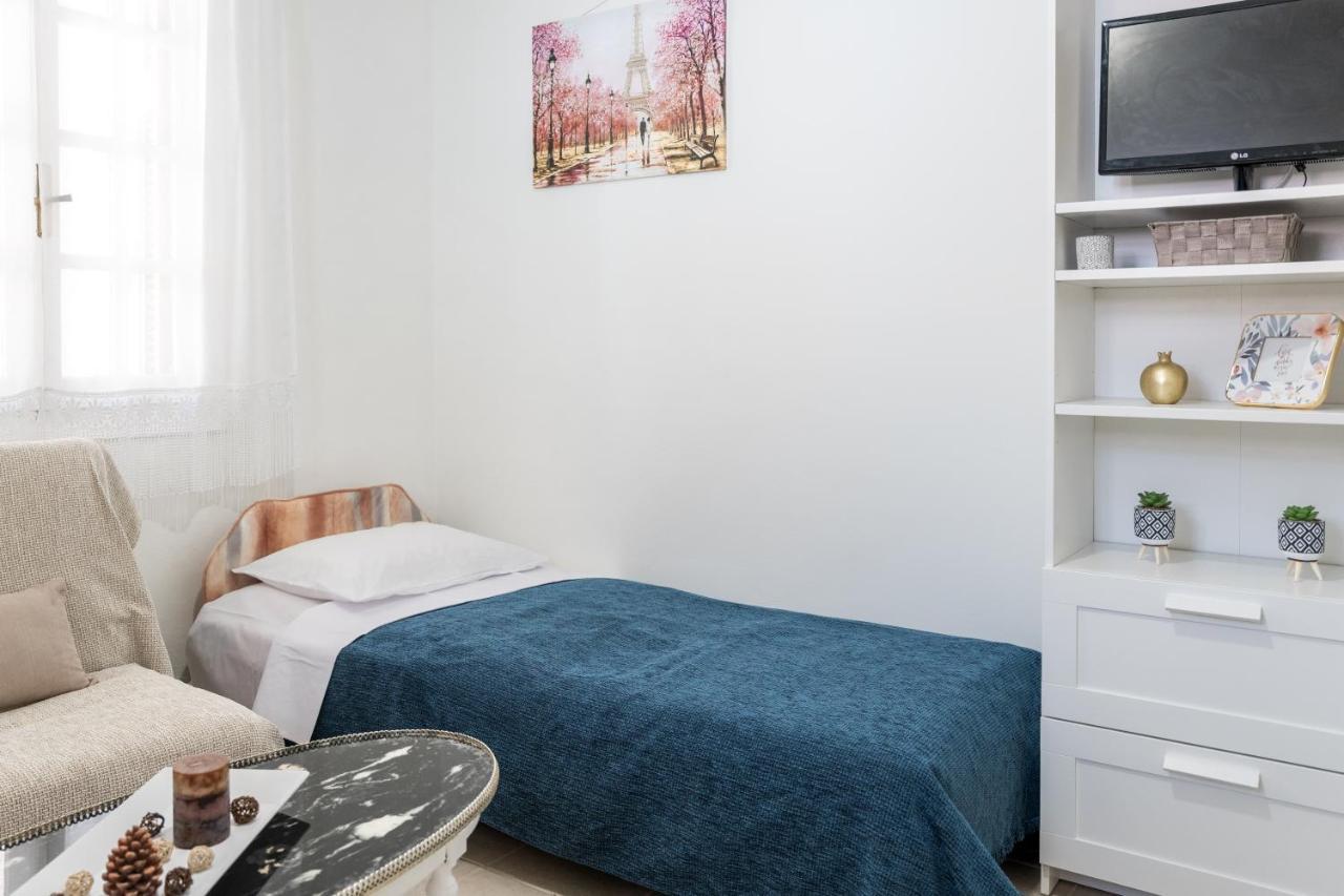 Athenais Apartment Ликсури Экстерьер фото